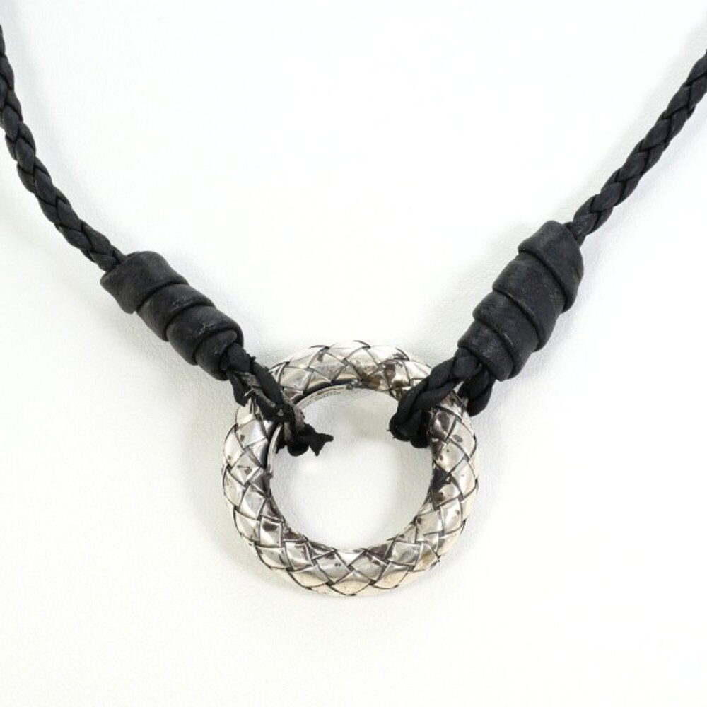 Bottega Veneta Intrecciato Circle Silver Leather Necklace Total weight approx... - Picture 4 of 9